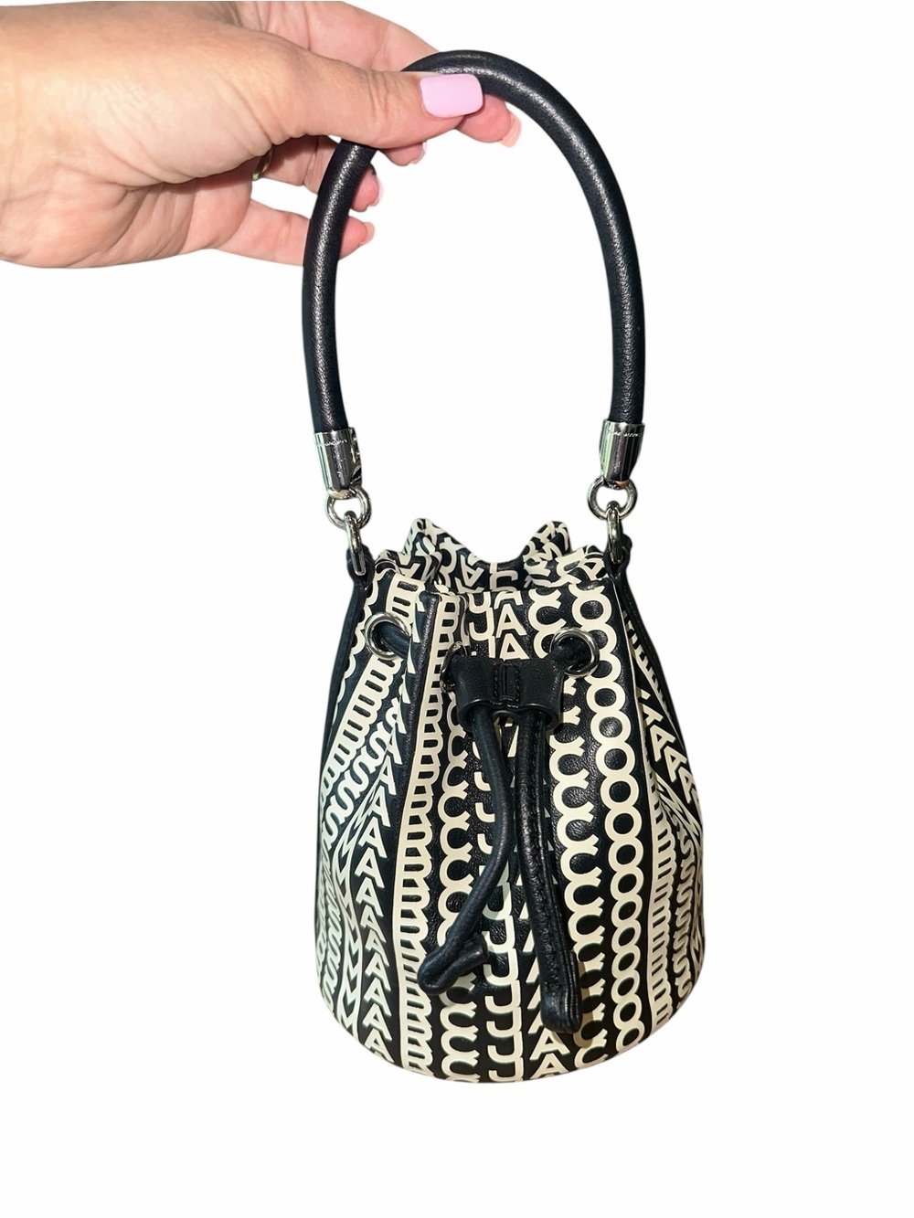Marc Jacobs Black and White Logo Mini Bucket Bag - Picture 8 of 8